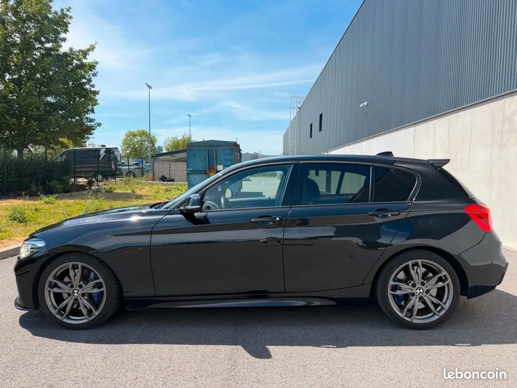 BMW 1 Series 2016 photo 2