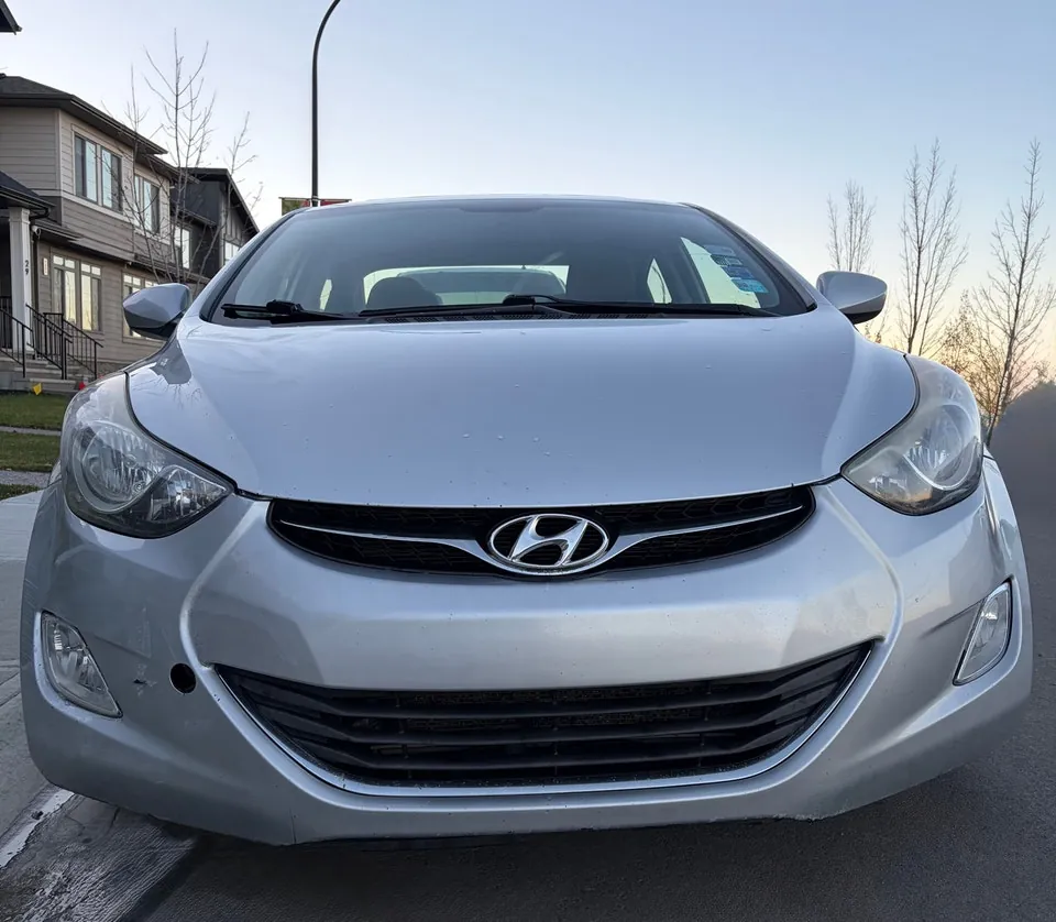 Hyundai Elantra 2013 photo 3