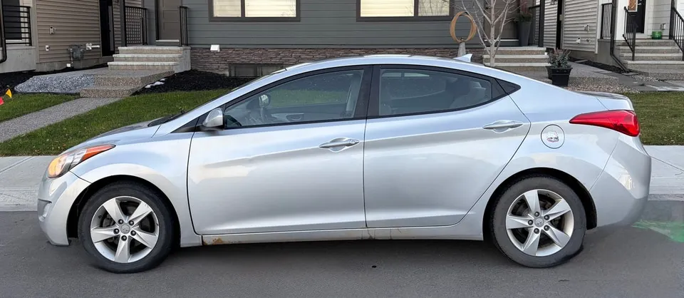 Hyundai Elantra 2013 photo 2