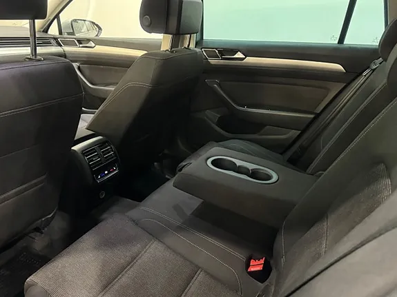 Volkswagen Passat 2015 photo 5