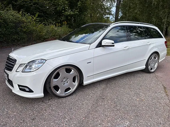 Mercedes-Benz E220