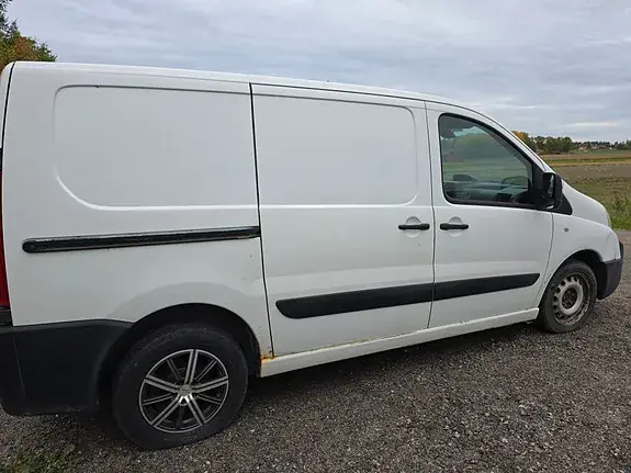 Peugeot Expert 2009 photo 2