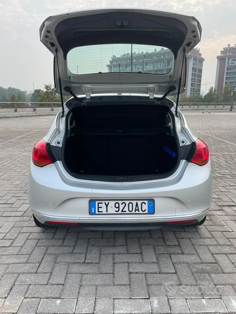 Opel Astra 2015 photo 5