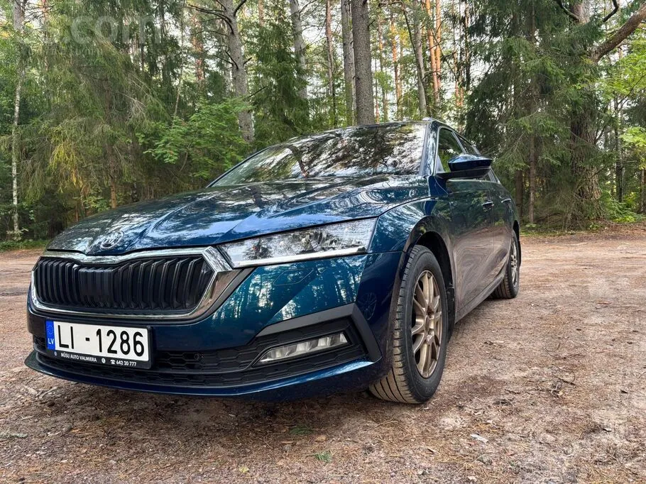 Skoda Octavia 2021 photo 2