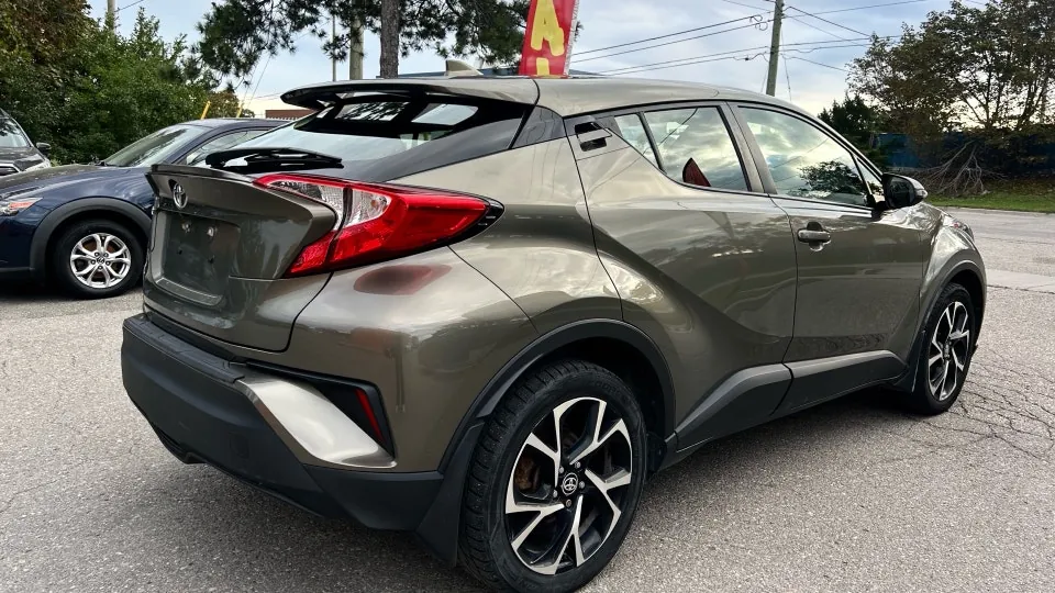 Toyota C-Hr 2021 photo 5