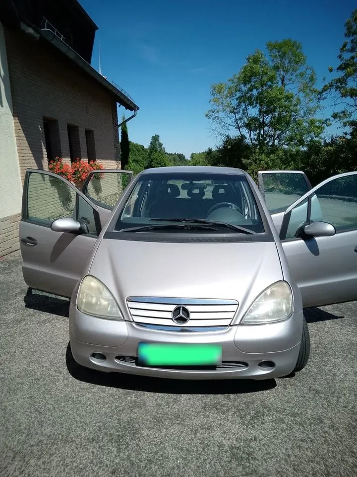 Mercedes-Benz A 190