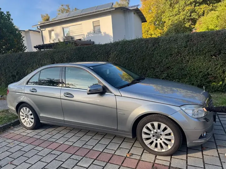 Mercedes-Benz C-Class 2009 photo 3