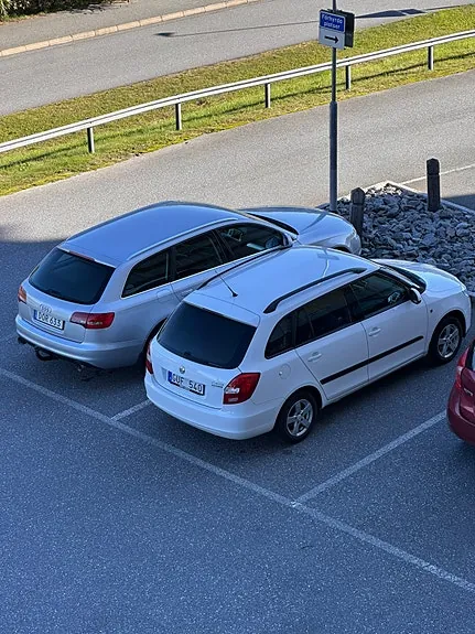 Skoda Fabia 2008 photo 2