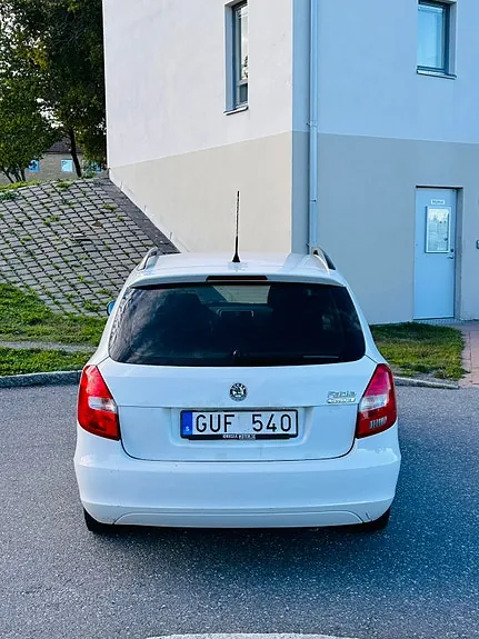 Skoda Fabia 2008 photo 5
