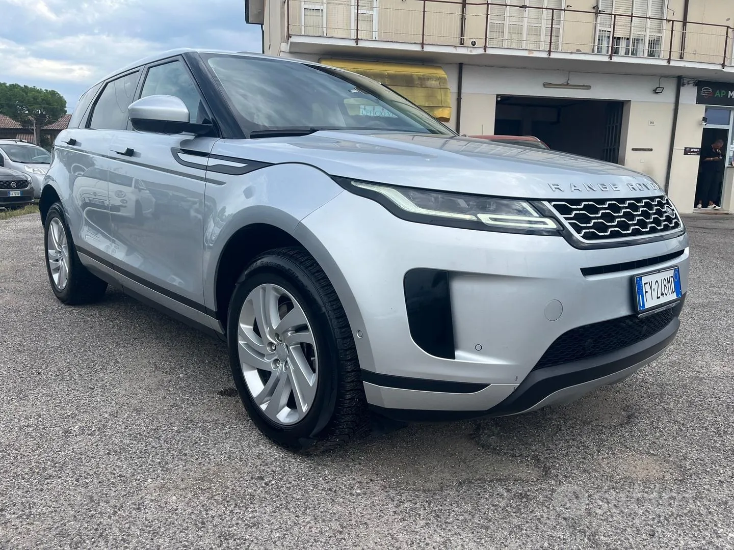 Land Rover Range Rover Evoque 2020 photo 4