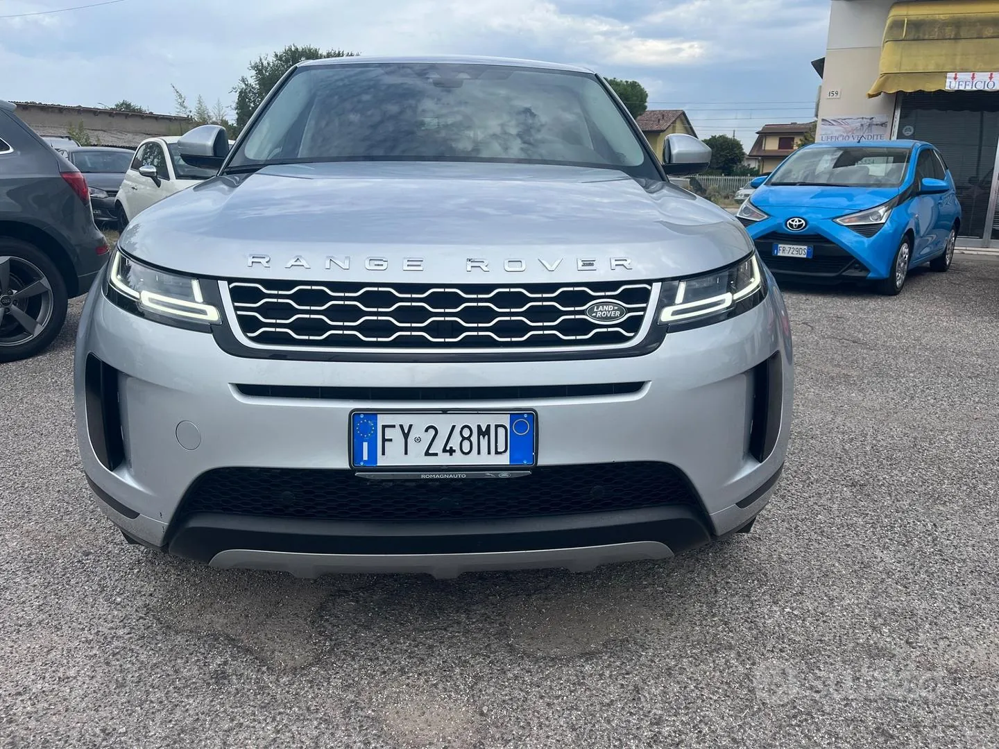 Land Rover Range Rover Evoque 2020 photo 2