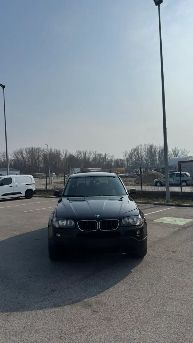 BMW X3 2009 photo 2