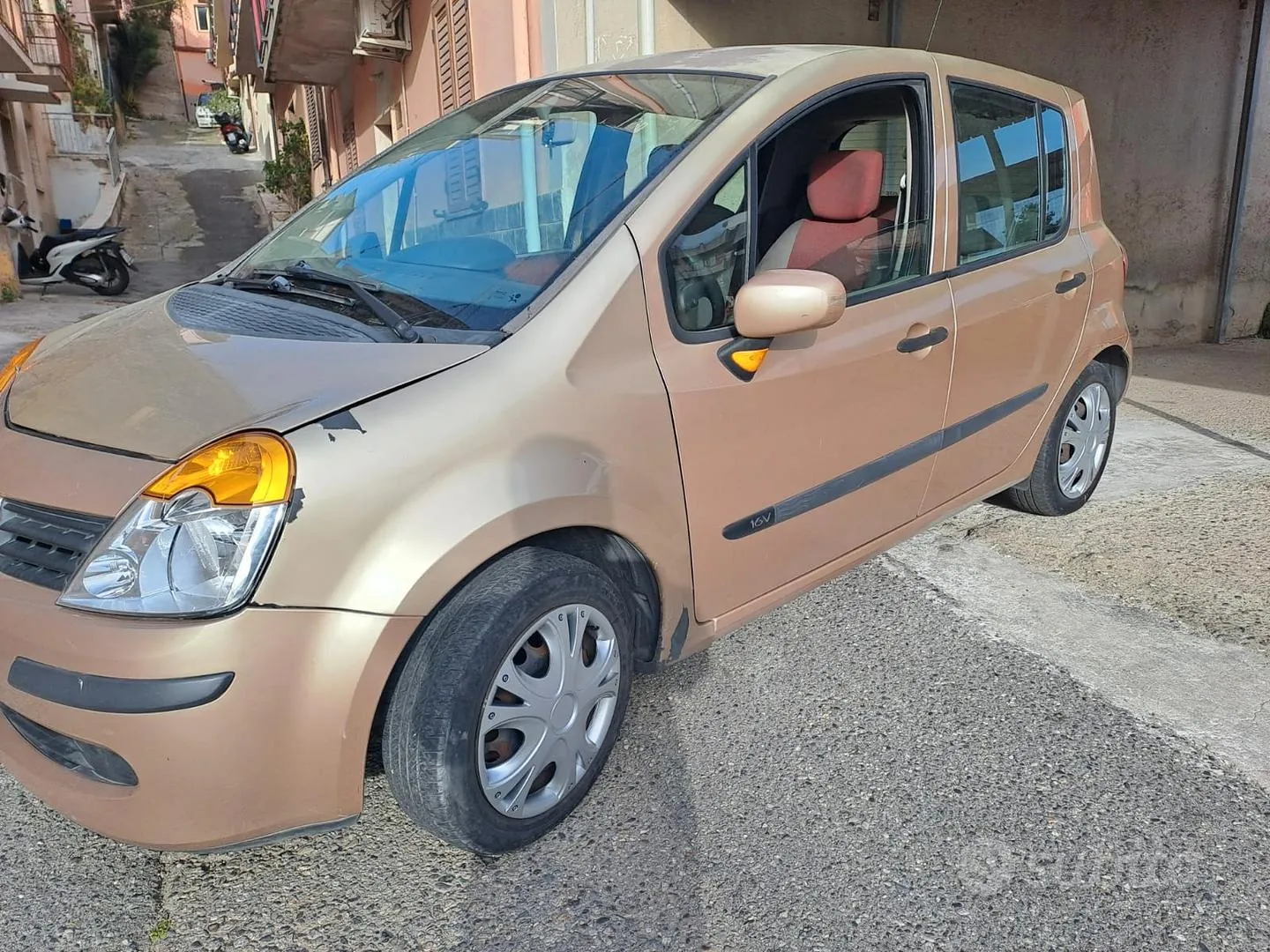 Renault Modus 2005 photo 3