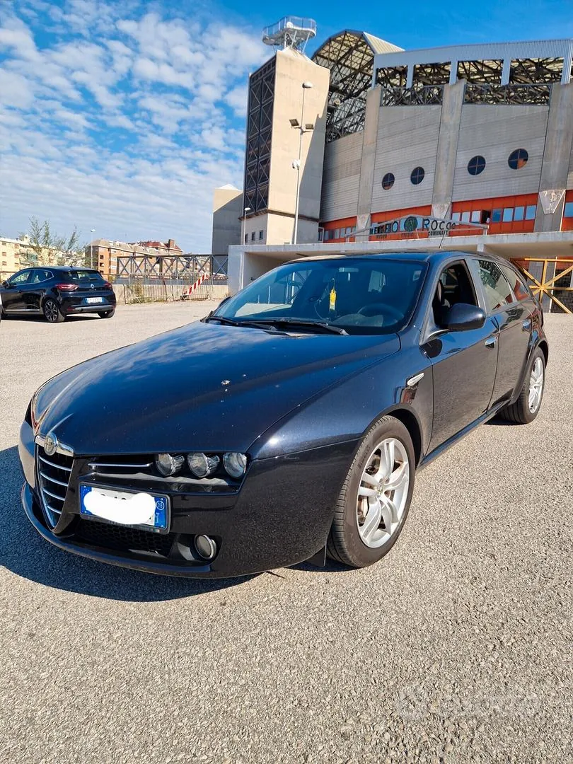 Alfa Romeo 159