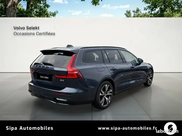 Volvo V60 2025 photo 5