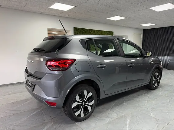 Dacia Sandero 2024 photo 4