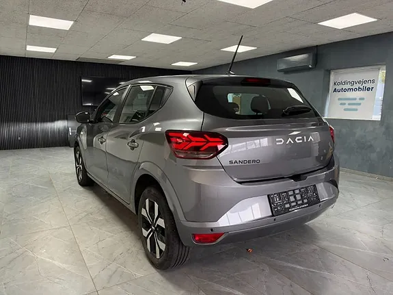 Dacia Sandero 2024 photo 3