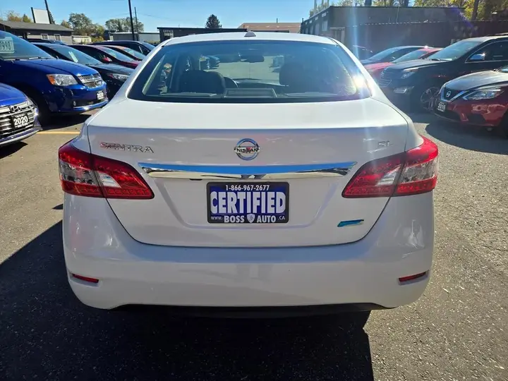 Nissan Sentra 2014 photo 4