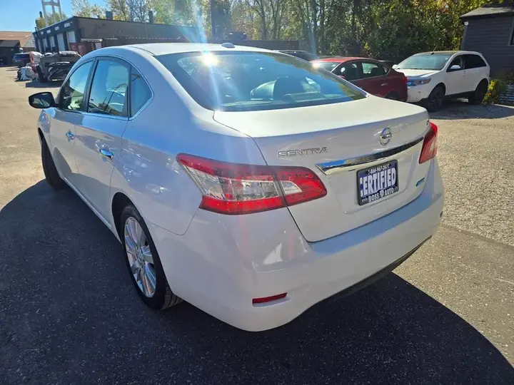 Nissan Sentra 2014 photo 3