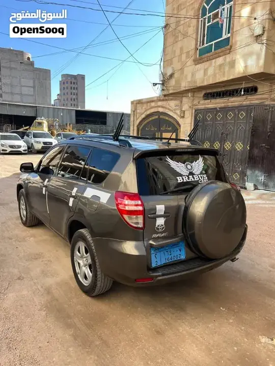 Toyota Rav4 2011 photo 2