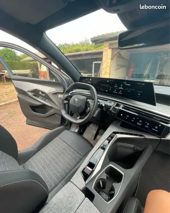 Peugeot 5008 2025 photo 5