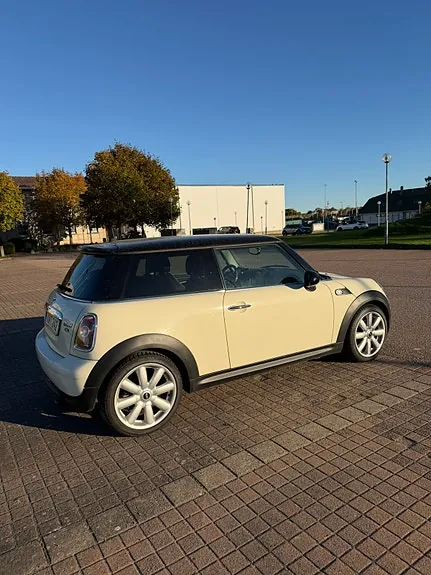 Mini Cooper 2009 photo 2