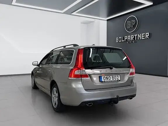 Volvo V70 2015 photo 5
