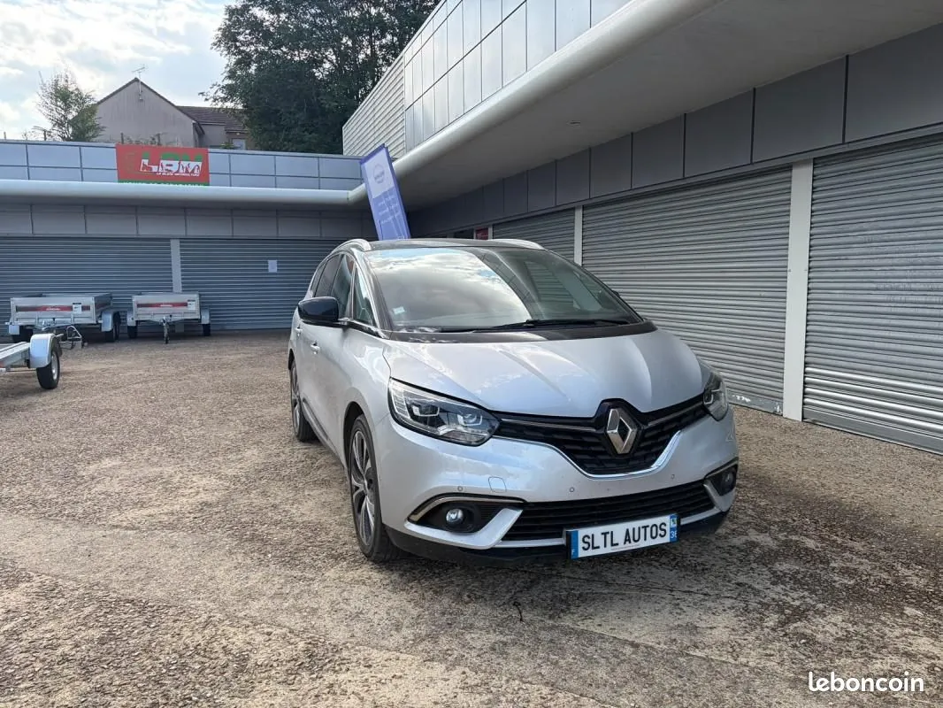 Renault Grand Scenic 2016 photo 3