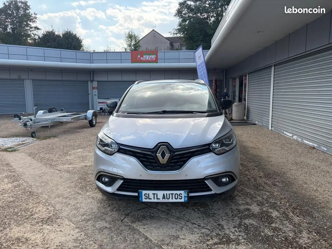 Renault Grand Scenic 2016 photo 2