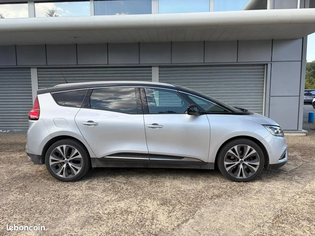 Renault Grand Scenic 2016 photo 4