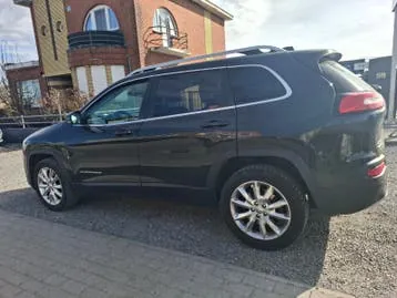 Jeep Cherokee 2015 photo 2