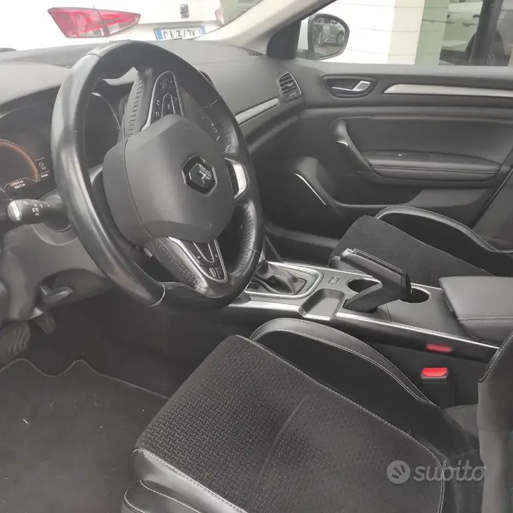Renault Megane 2017 photo 3