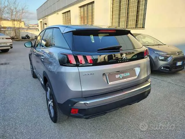 Peugeot 3008 2023 photo 3