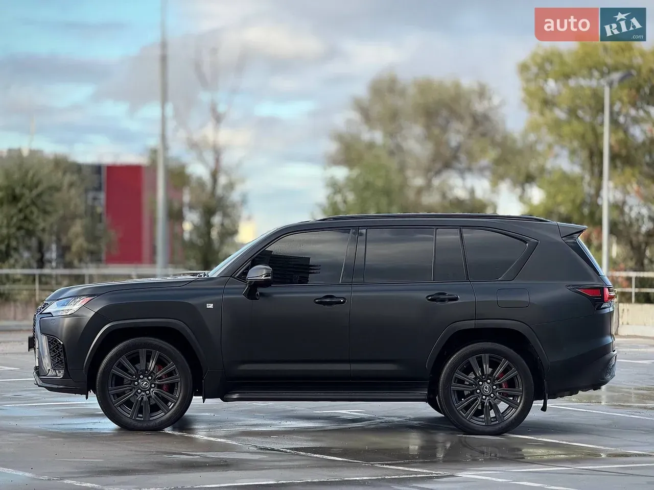 Lexus Lx 2022 photo 2