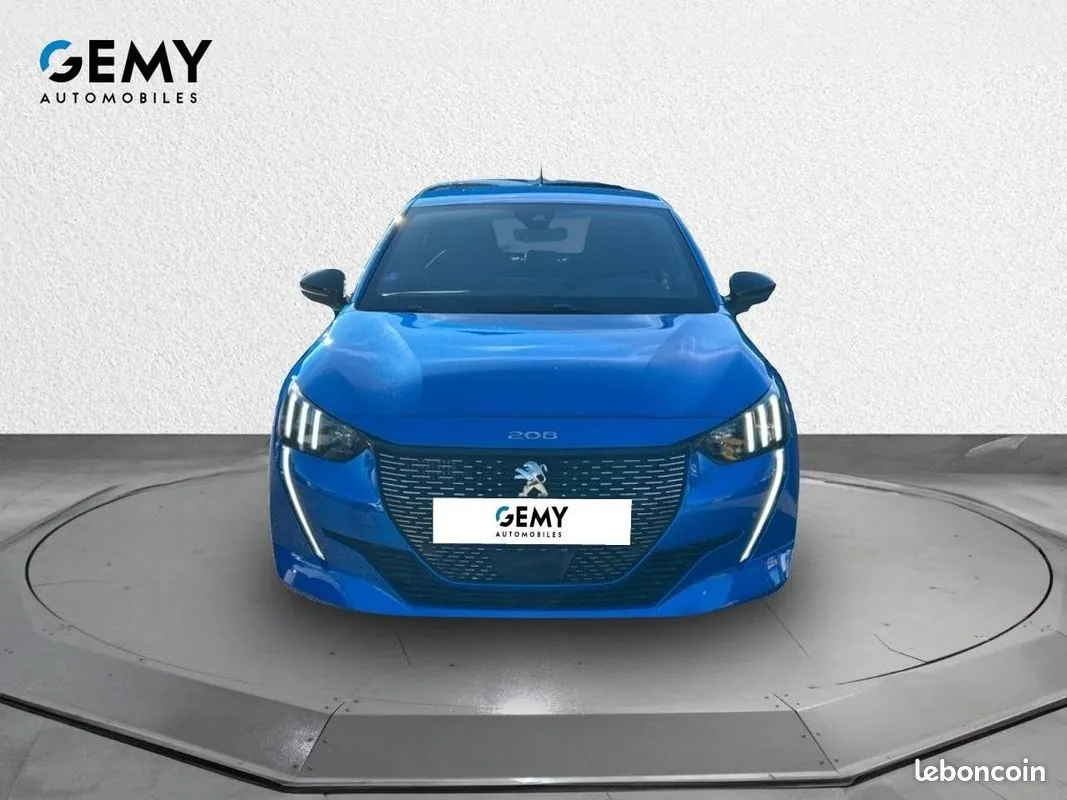 Peugeot 208 2022 photo 2