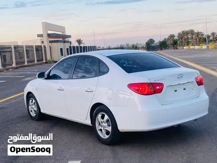 Hyundai Avante 2008 photo 2