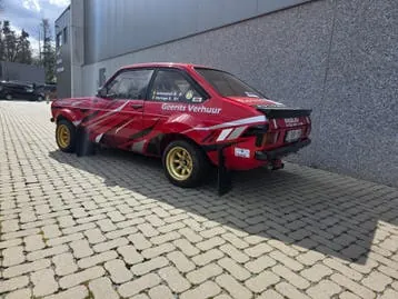 Ford Escort photo 2