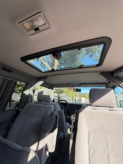 Volkswagen Multivan 1994 photo 3