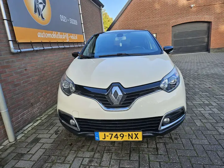 Renault Captur 2013 photo 2