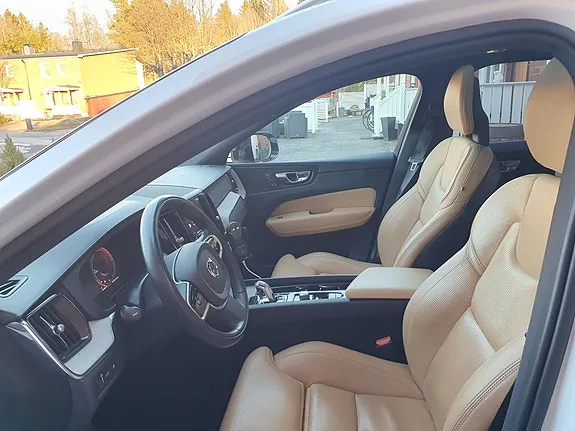 Volvo Xc60 2018 photo 5