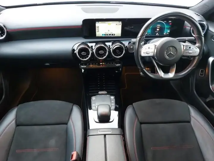 Mercedes-Benz A-Class 2020 photo 3