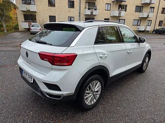 Volkswagen T-Roc 2021 photo 3