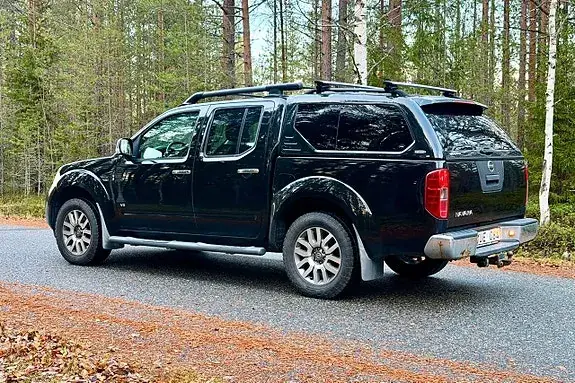 Nissan Navara 2012 photo 4