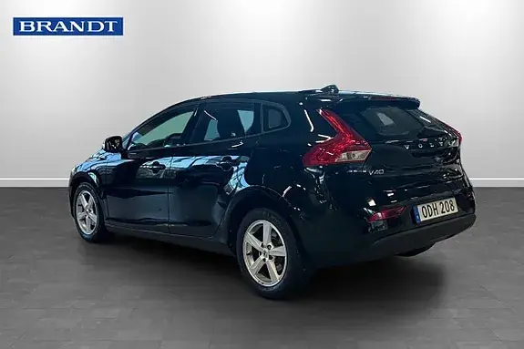 Volvo V40 2017 photo 2