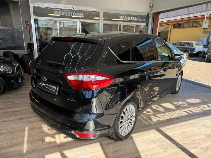 Ford C-Max 2011 photo 4