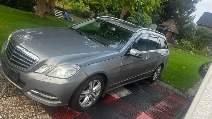 Mercedes-Benz E200 Cdi