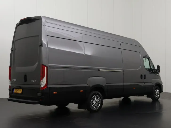Iveco Daily 2024 photo 2