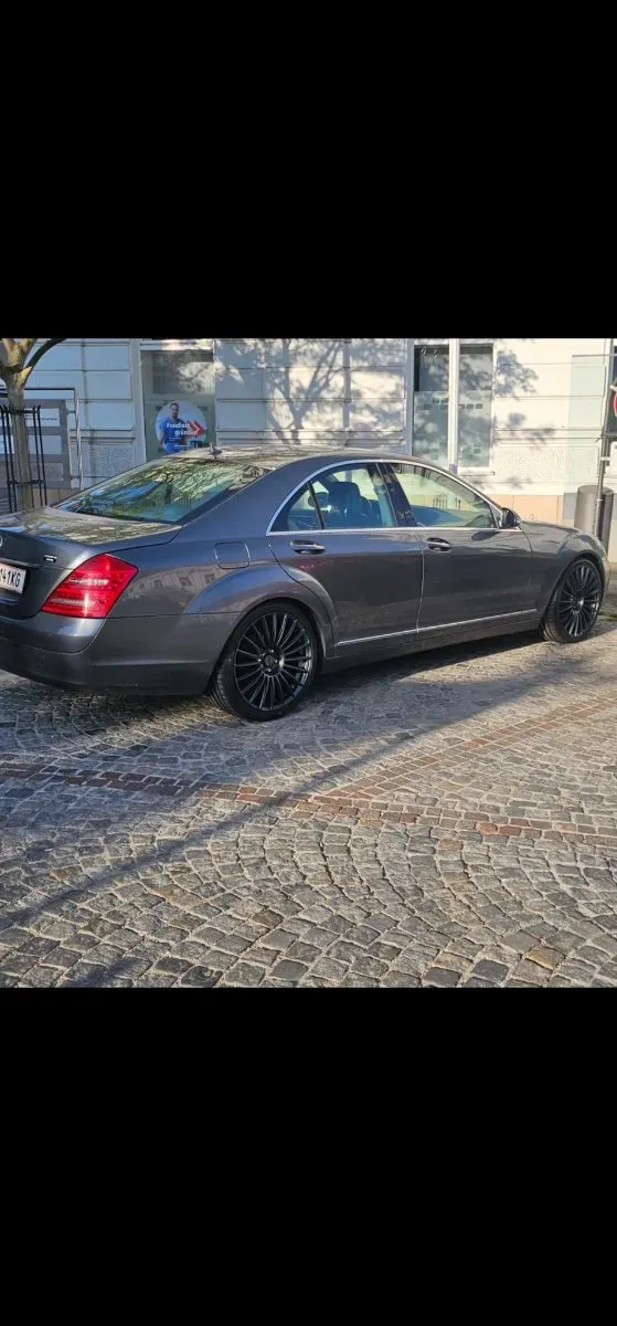 Mercedes-Benz S-Class 2008 photo 2