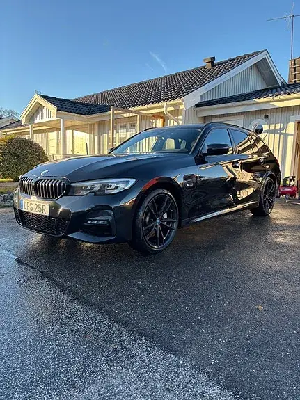 BMW 330E