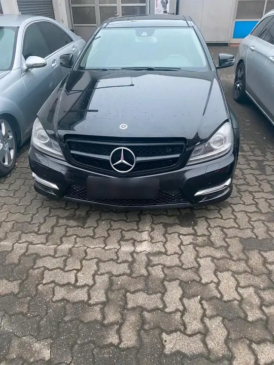Mercedes-Benz C250